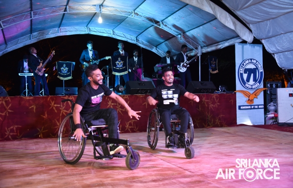 WAR VETERAN INMATES HONOURED BY COMMANDER OF THE AIR FORCE AT ‘MIHINDU SETH MEDURA’, ATTIDIYA